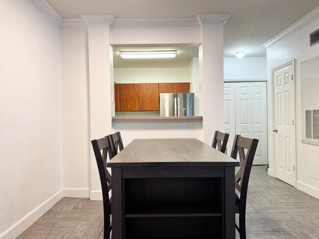 Foto del edificio - Corner Unit 2 bedroom 2 bathroom at The Grande Downtown