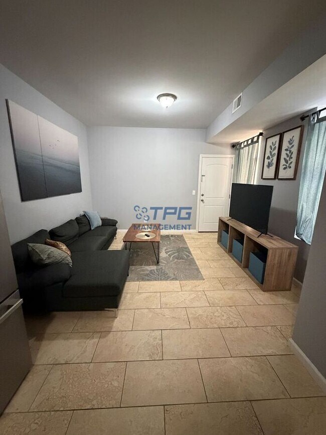 Foto del edificio - 142 Ripley Pl