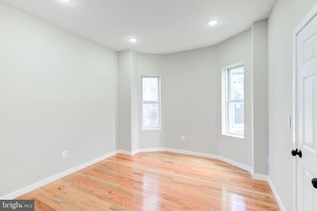 Foto del edificio - 5117 Kingsessing Ave