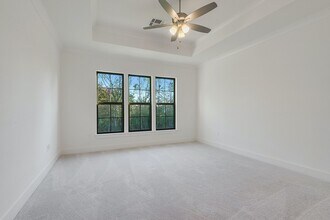 Building Photo - 39419 Waycross Ave