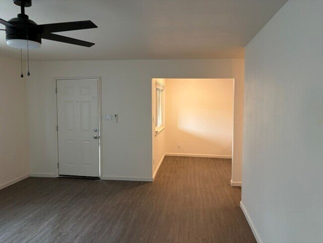 Foto del edificio - 1813 Piedmont Way
