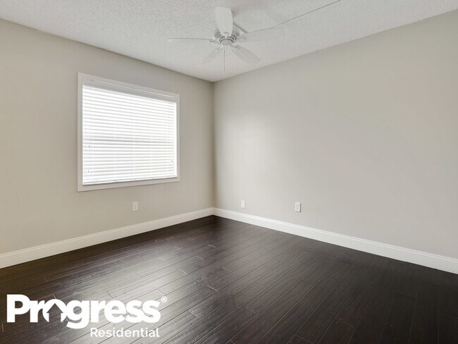 Foto del edificio - 10690 Eland St