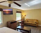 Foto principal - 25000 Tamiami Trail E