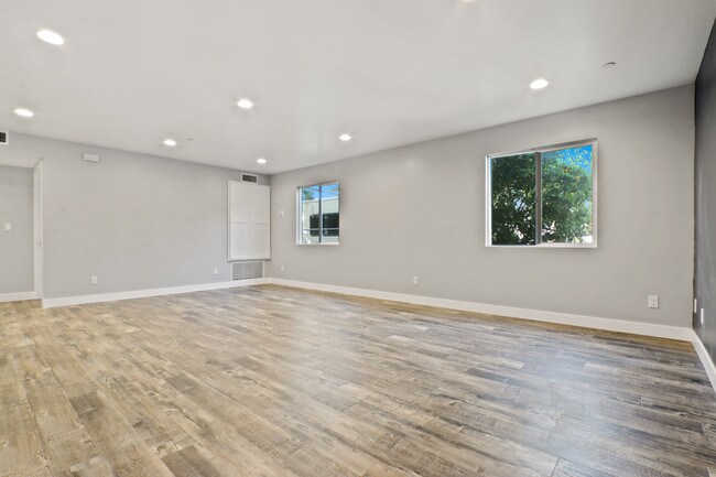 Foto del edificio - 5258 Oakland St