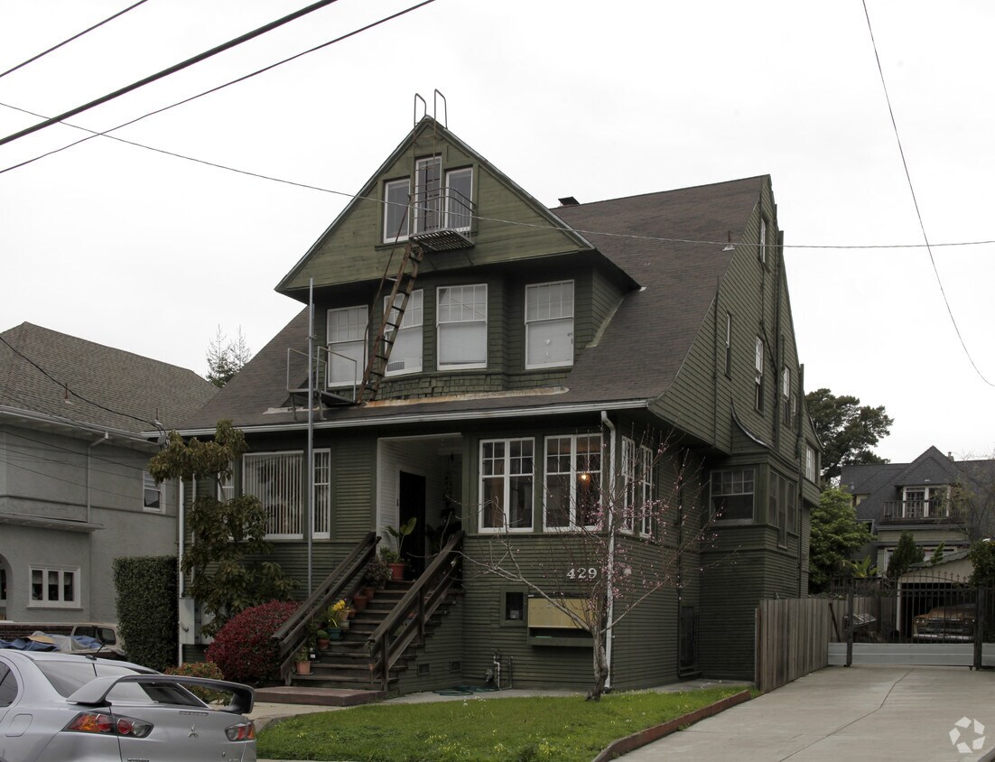 Primary Photo - 429 Vernon St