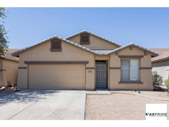 Photo - Experience Relaxed Phoenix Living In This Well-Appointed 4/2 Rental That Perfectly Balances Comfort, House