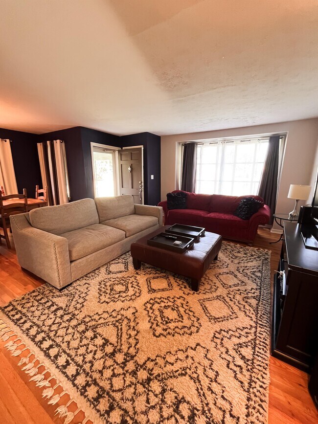 Foto del edificio - 1603 S Kentwood Ave