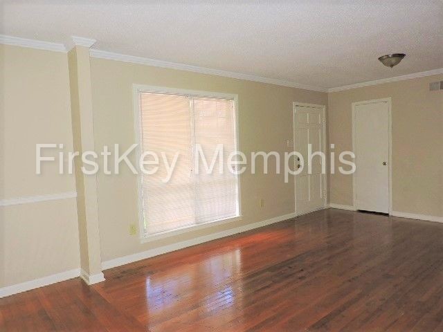 Building Photo - 3530 Naylor Dr