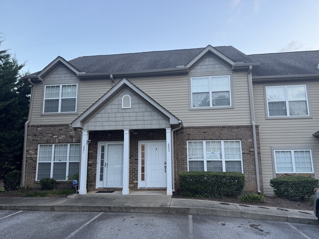 Photo - 203 Ashby Dr House