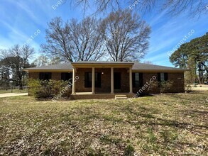 Building Photo - 6787 Pleasant Hill Rd