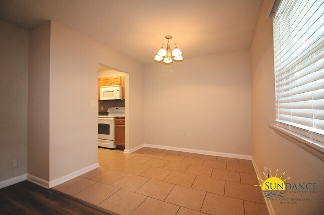 Foto del edificio - Great 3 Bedroom Home Near Hurlburt Field!