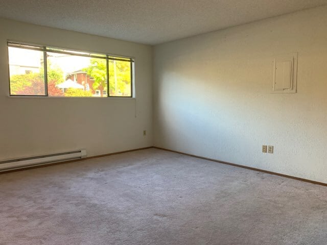 Large rooms - 6013 4th Ave NW