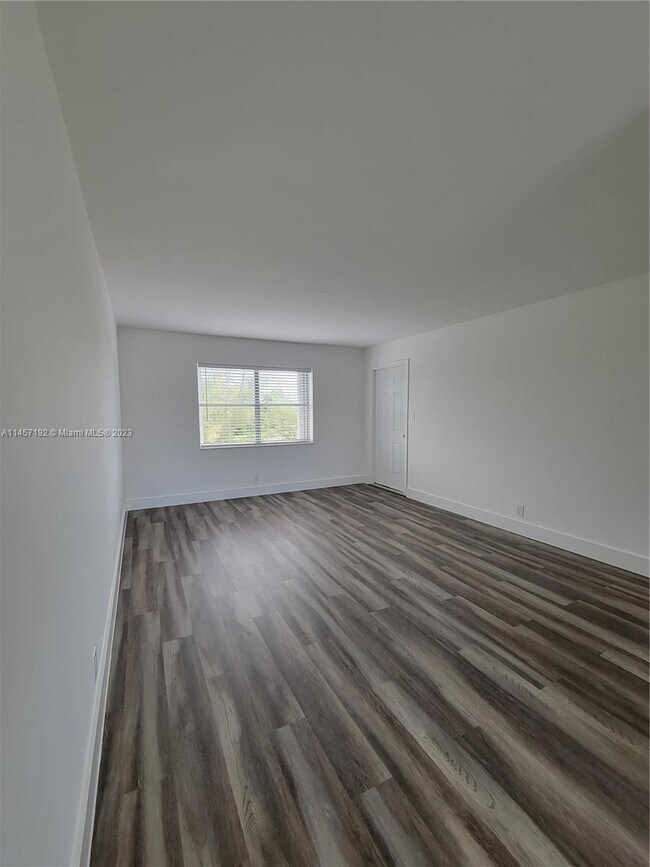 Foto del edificio - 2200 Taylor St