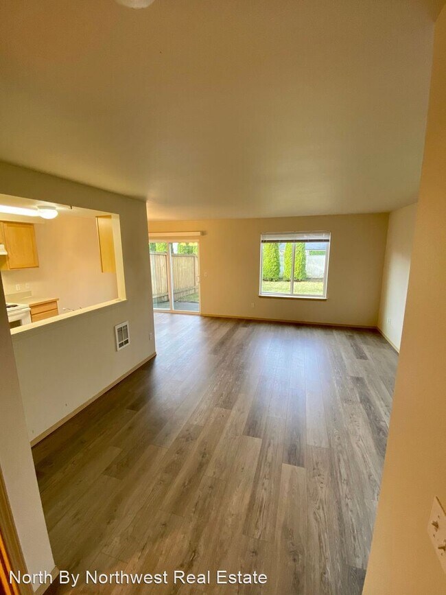Building Photo - 3 br, 2.5 bath House - 3521 K St. #B