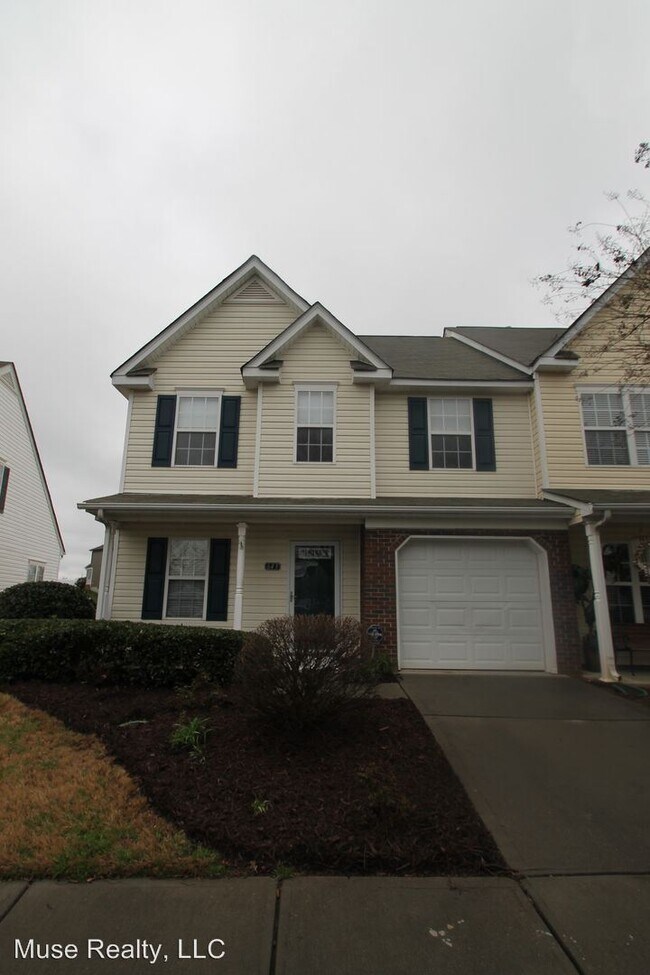 Foto del edificio - 3 br, 2.5 bath House - 643 Rock Lake Glen