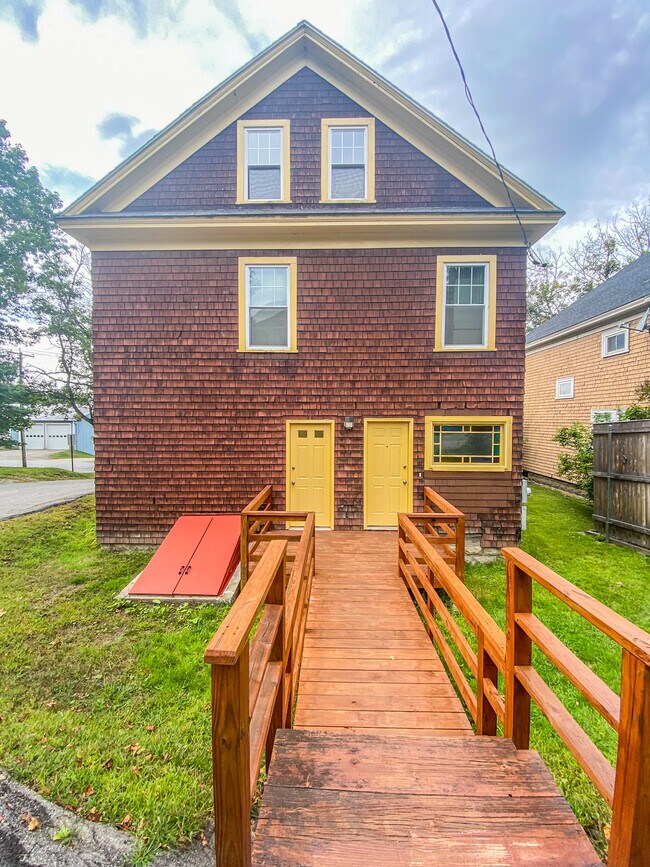 Foto del edificio - 71 Arsenal St