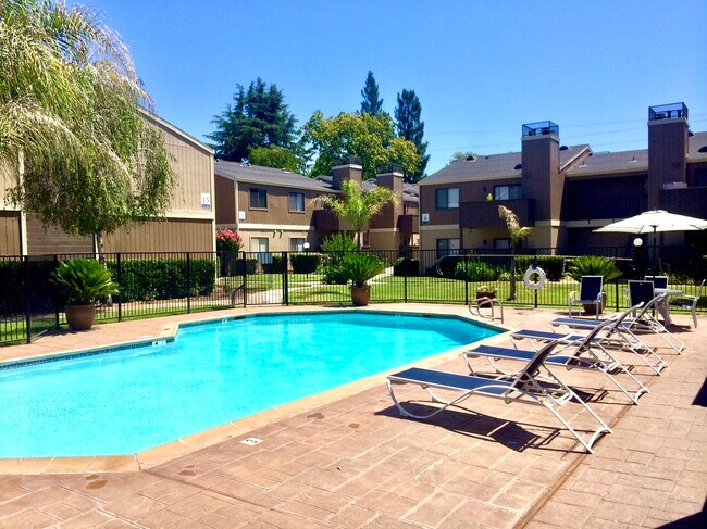 Foto del edificio - Hastings Ranch