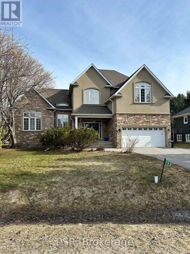 Photo du bâtiment - 153 Grand Cypress Ln