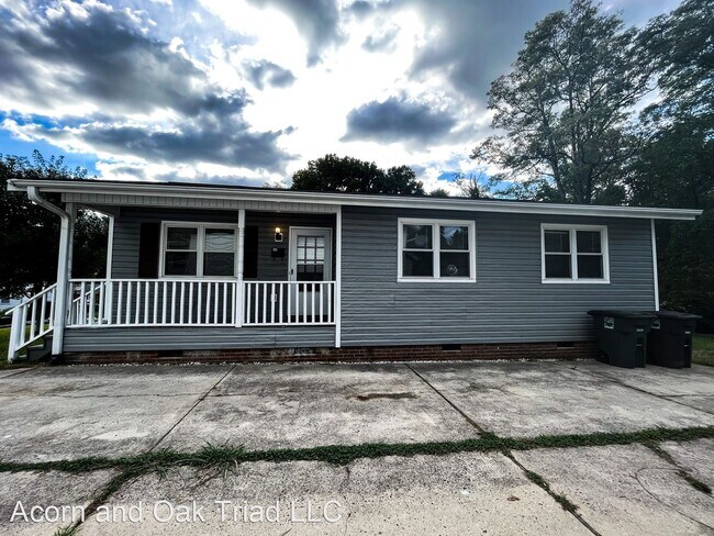 Building Photo - 3 br, 1 bath House - 1710 Marion St