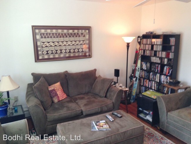 Foto del edificio - 894 Glenbrook Ave