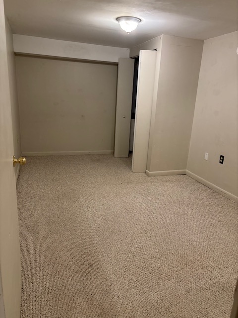 Foto del edificio - 211 Roundhouse Ct