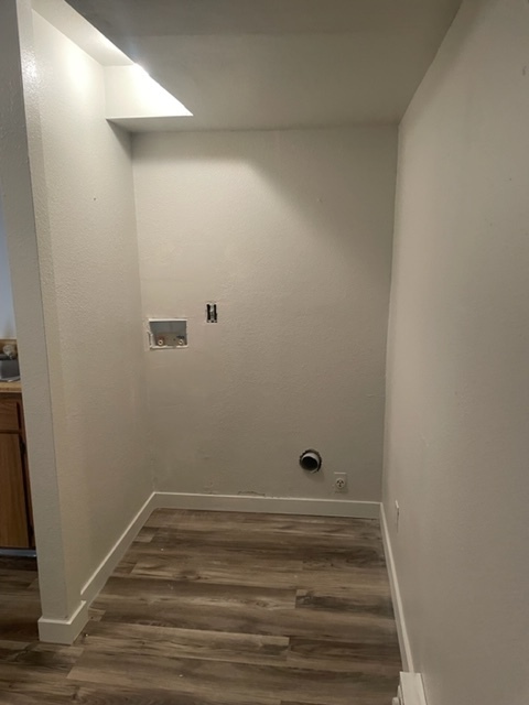 Building Photo - Renovated 1 bedroom in great location