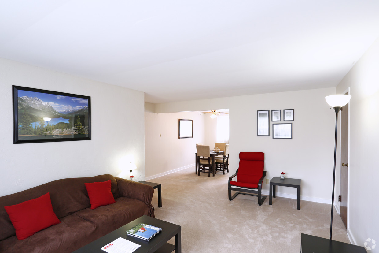 Living Room and Dining Room - Alvern Gardens