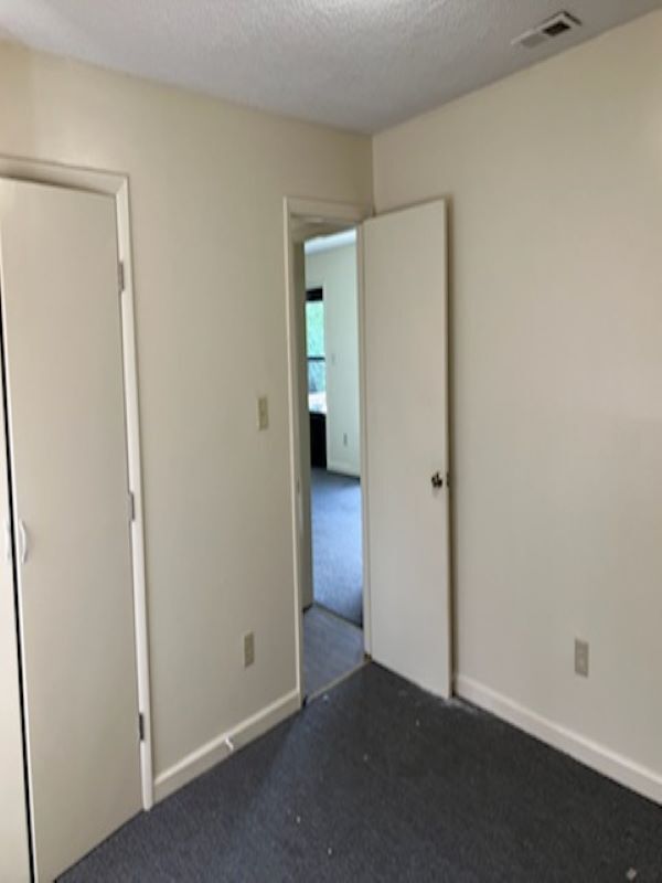Foto del edificio - 314 E 5th St