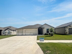 Building Photo - 8507 Glade Dr