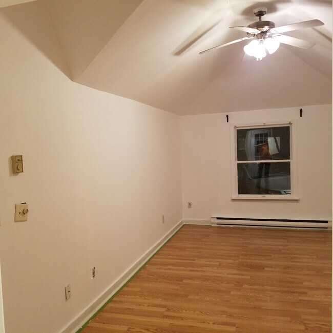 Foto del edificio - 146 Wellsville Ave