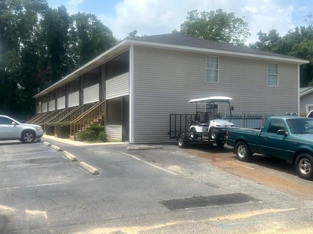 Building Photo - 118 Harris Ave