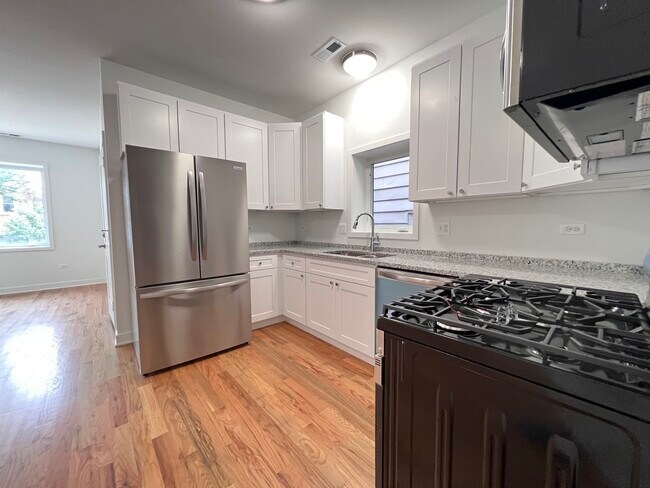 Foto del edificio - 226 W 24th St