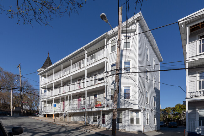 Building Photo - 91-99 Spring St