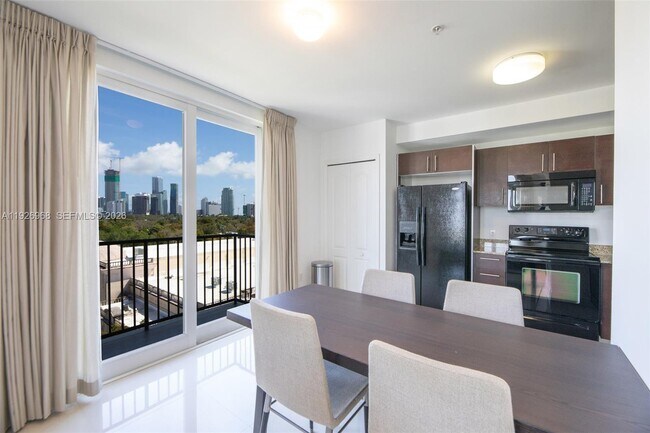 Foto del edificio - 2701 SW 3rd Ave