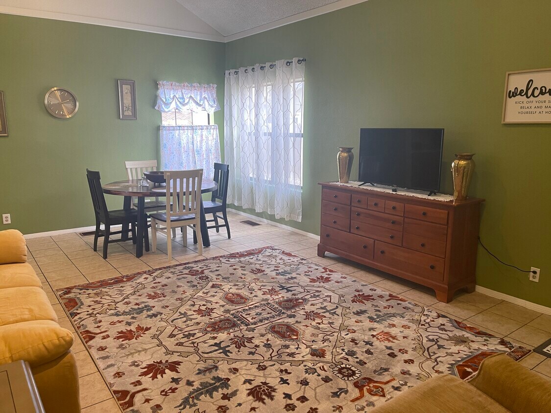 Foto principal - 610 N Pennsylvania Ave