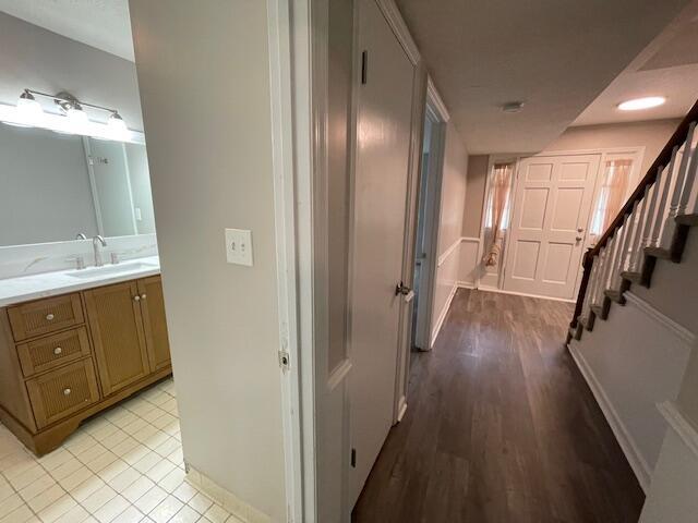 Building Photo - 4222 Fairfield Cir