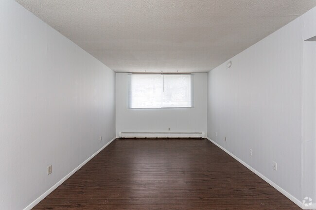 2HAB - Sala de estar - 820 27th St