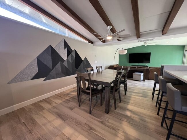 Foto del edificio - 1180 Pecos Way