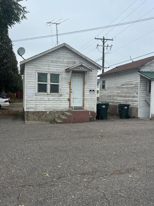 Studio Apartment in the University Area House Rental in Pocatello, ID