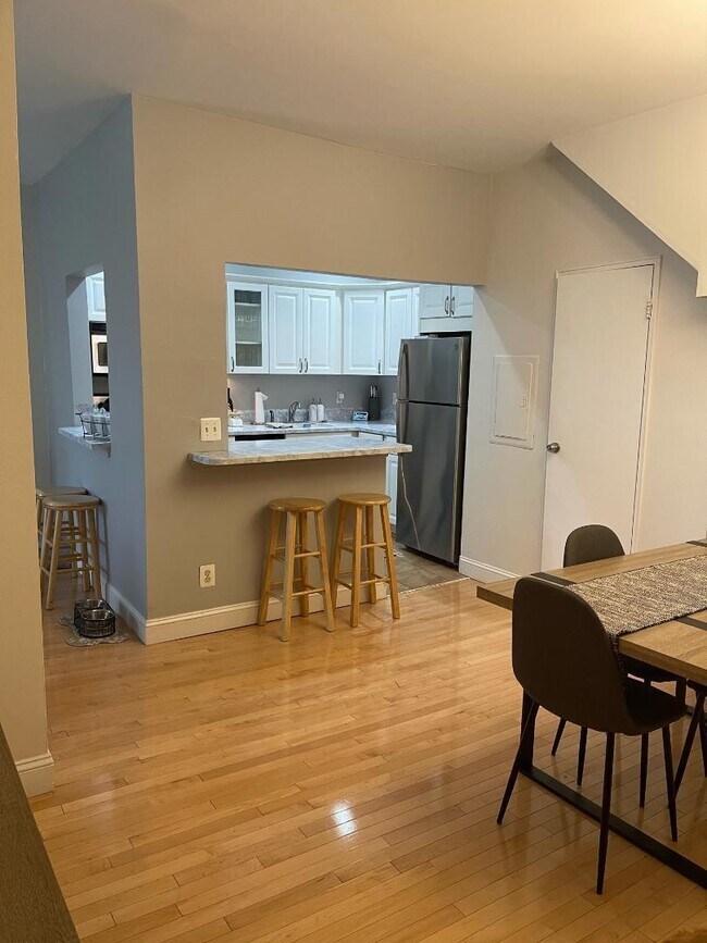 Foto del edificio - 264 9th St