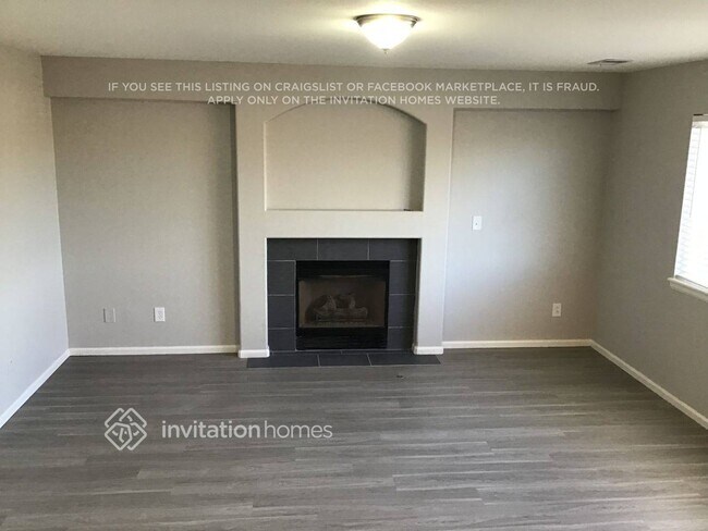 Foto del edificio - 3801 Morning Glory Dr