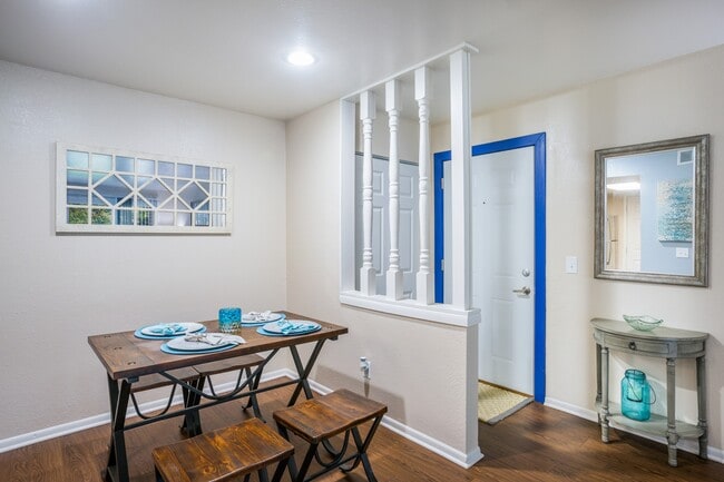 Building Photo - Meridian Meadows Apartments