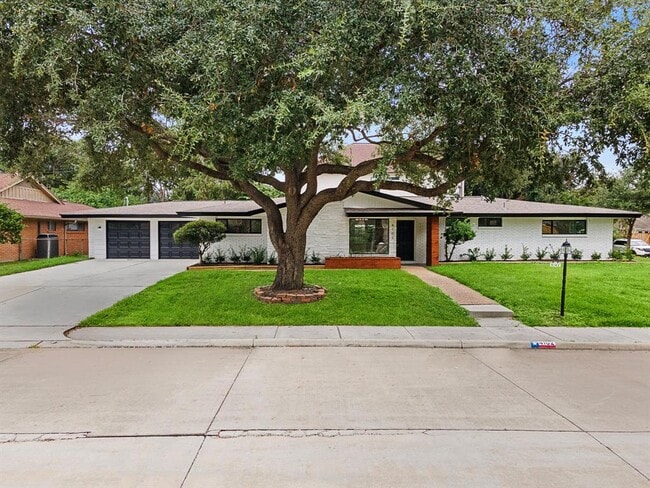 Building Photo - 4102 Levonshire Dr