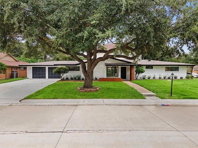 Foto del edificio - 4102 Levonshire Dr