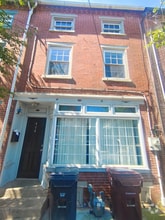 Building Photo - 404 W 6th St