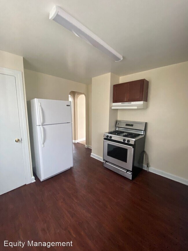 Building Photo - 2 br, 1 bath House - 108 Laurel