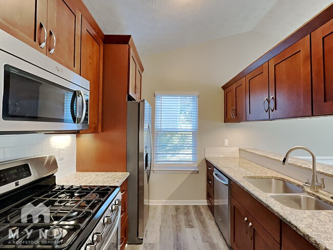Building Photo - 5491 La Fleur Trail