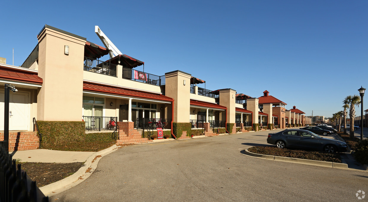 Primary Photo - Stadium Village Lofts