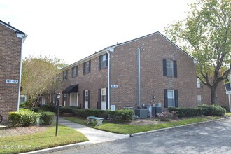 Building Photo - 4358 Timuquana Rd