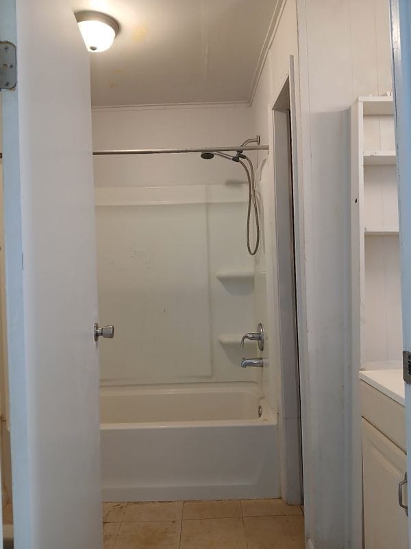 Building Photo - 306 Walnut St